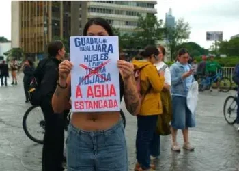 Agua sucia, represión y un gobernador a la defensiva: la crisis que sacude a Movimiento Ciudadano